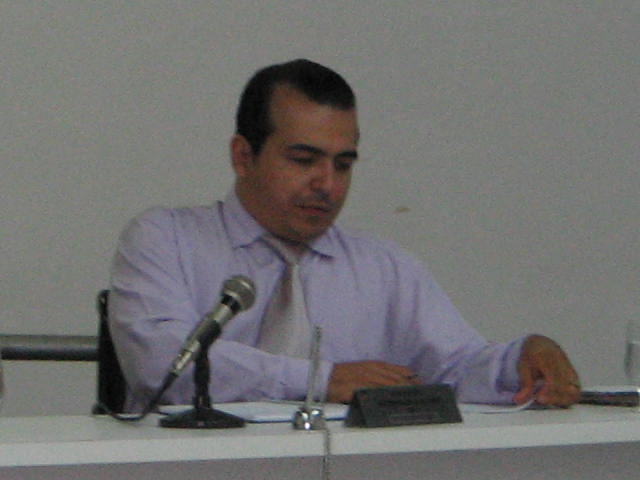 Vereador cria lei para divulgação contra violência domestica – “Violência Domestica é crime. Denuncie. Disque 180” anderson saleme